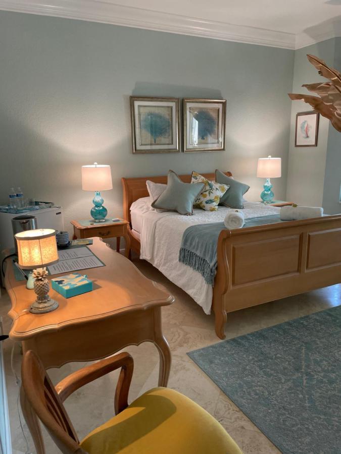 Bed & Breakfast Riviera Olas Fort Lauderdale