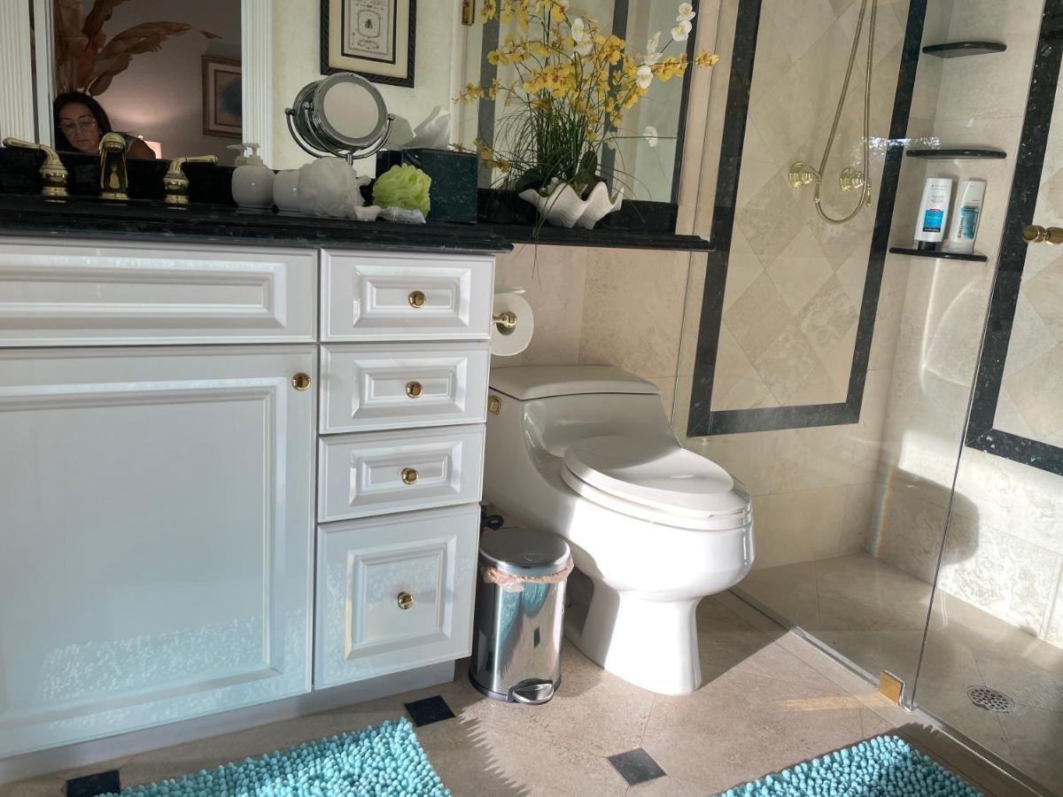 Riviera Olas Bed & Breakfast *