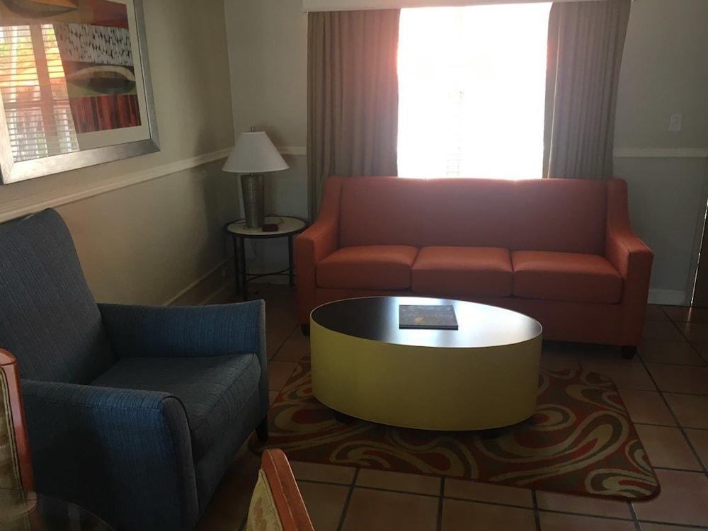 Silver Seas Fort Lauderdale