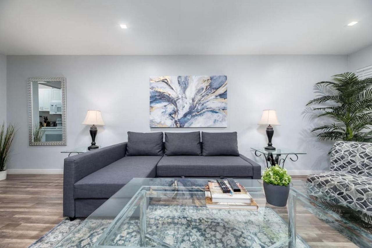 The Palms At Middle River Terrace 2 Apartment *
