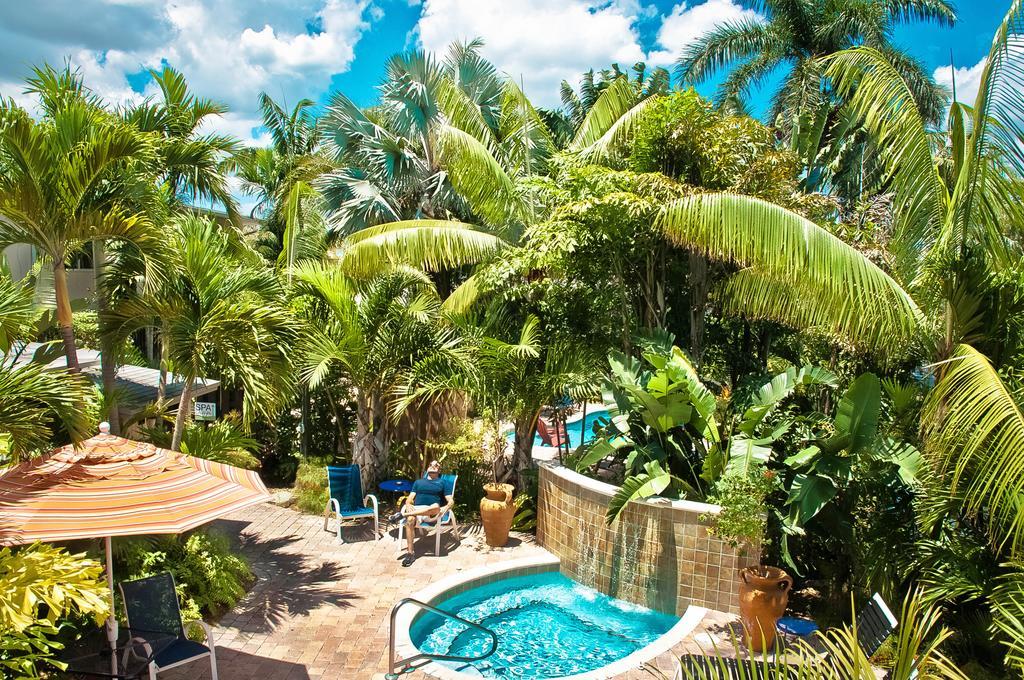 The Cabanas Guesthouse & Spa - Gay Resort Catering To Gay Men Resort