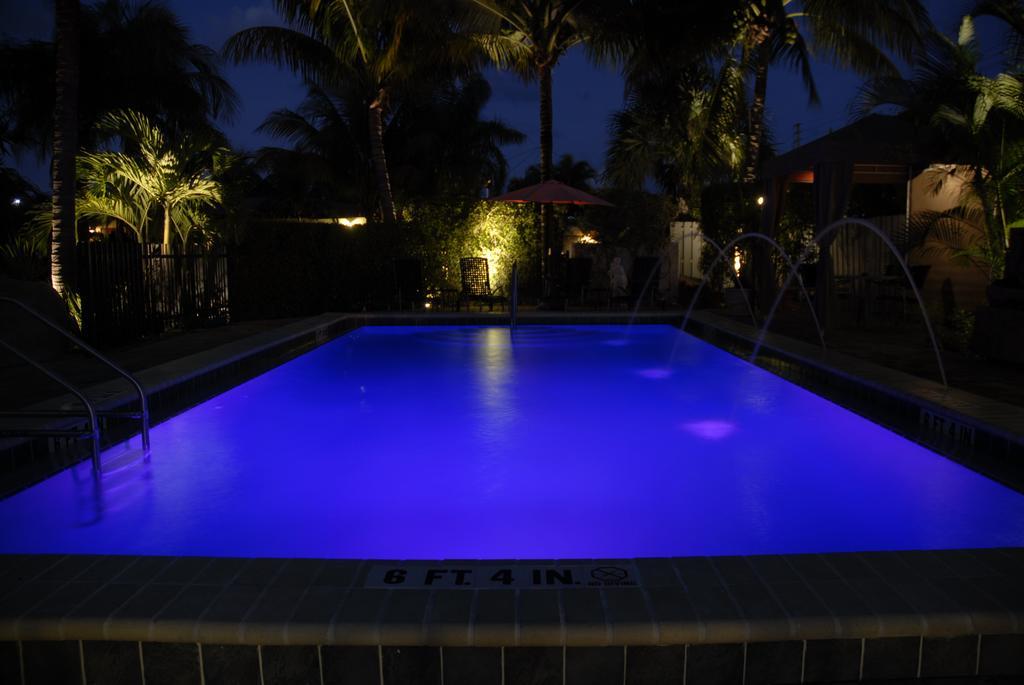 The Cabanas Guesthouse & Spa - Gay Resort Catering To Gay Men Fort Lauderdale