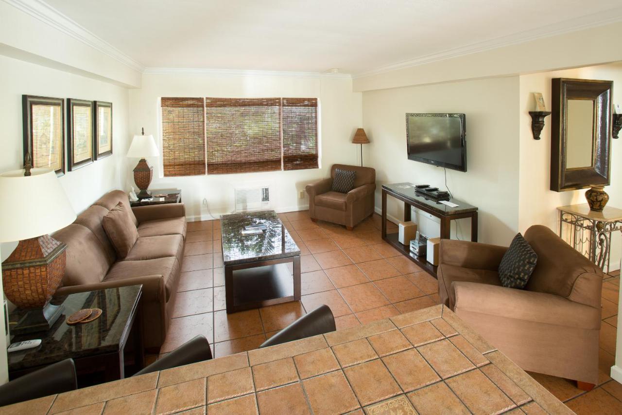 The Grand And & Worthington Male Fort Lauderdale