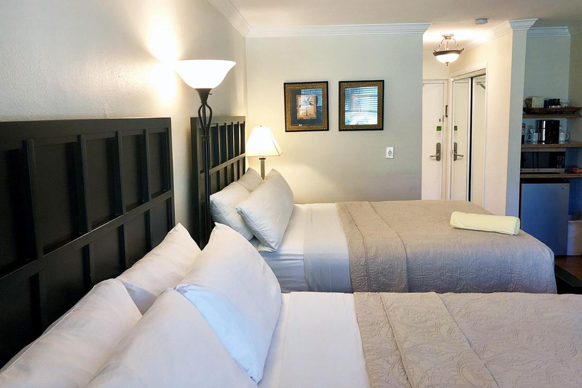 Resort The Grand And & Worthington Male