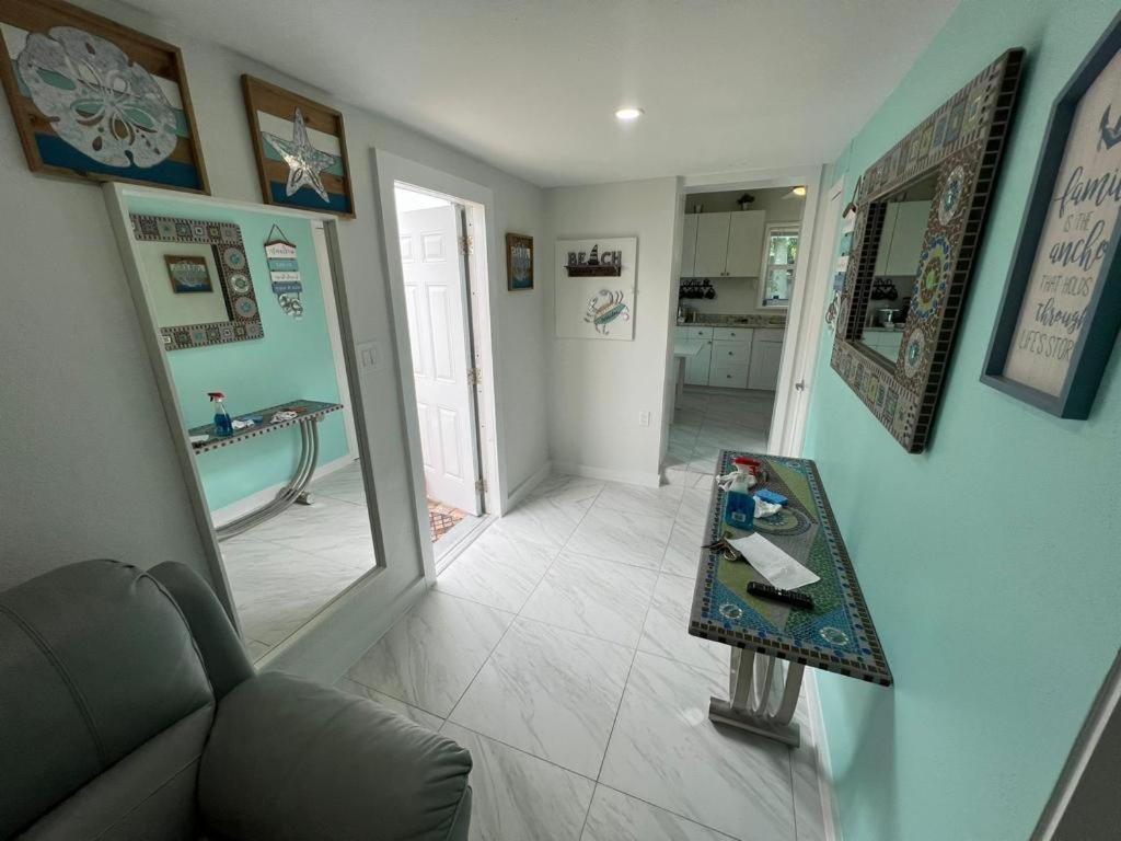 Flamingo - 5 Min To Apartment *