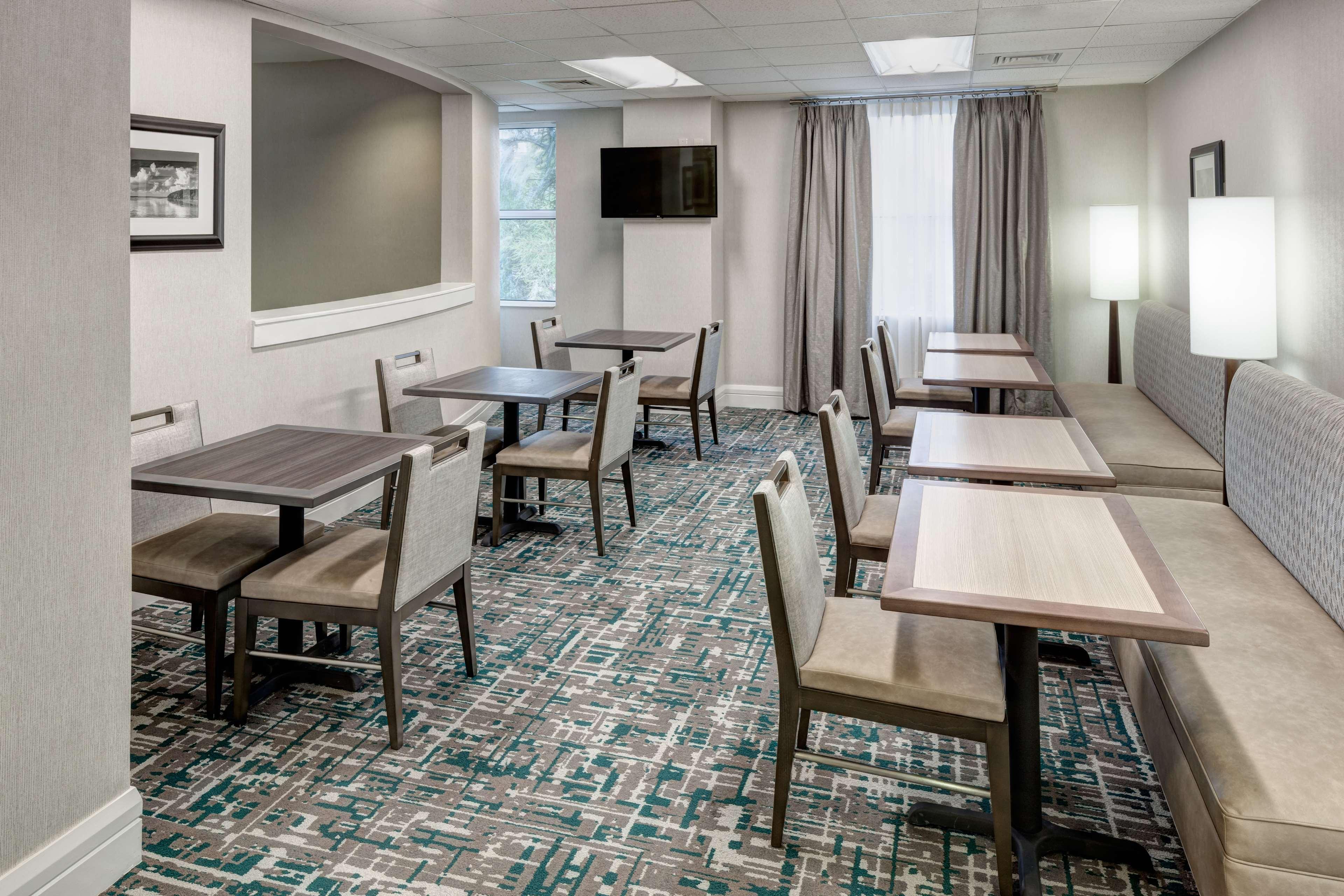 Hampton Lauderdale Downtown Olas Area Hotel 3*