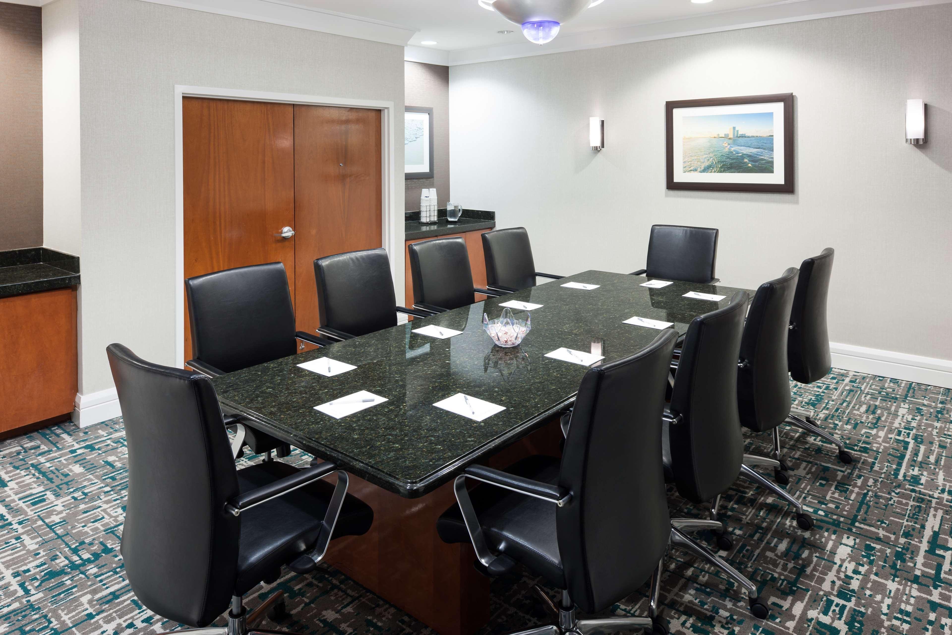 Hampton Lauderdale Downtown Olas Area 3*