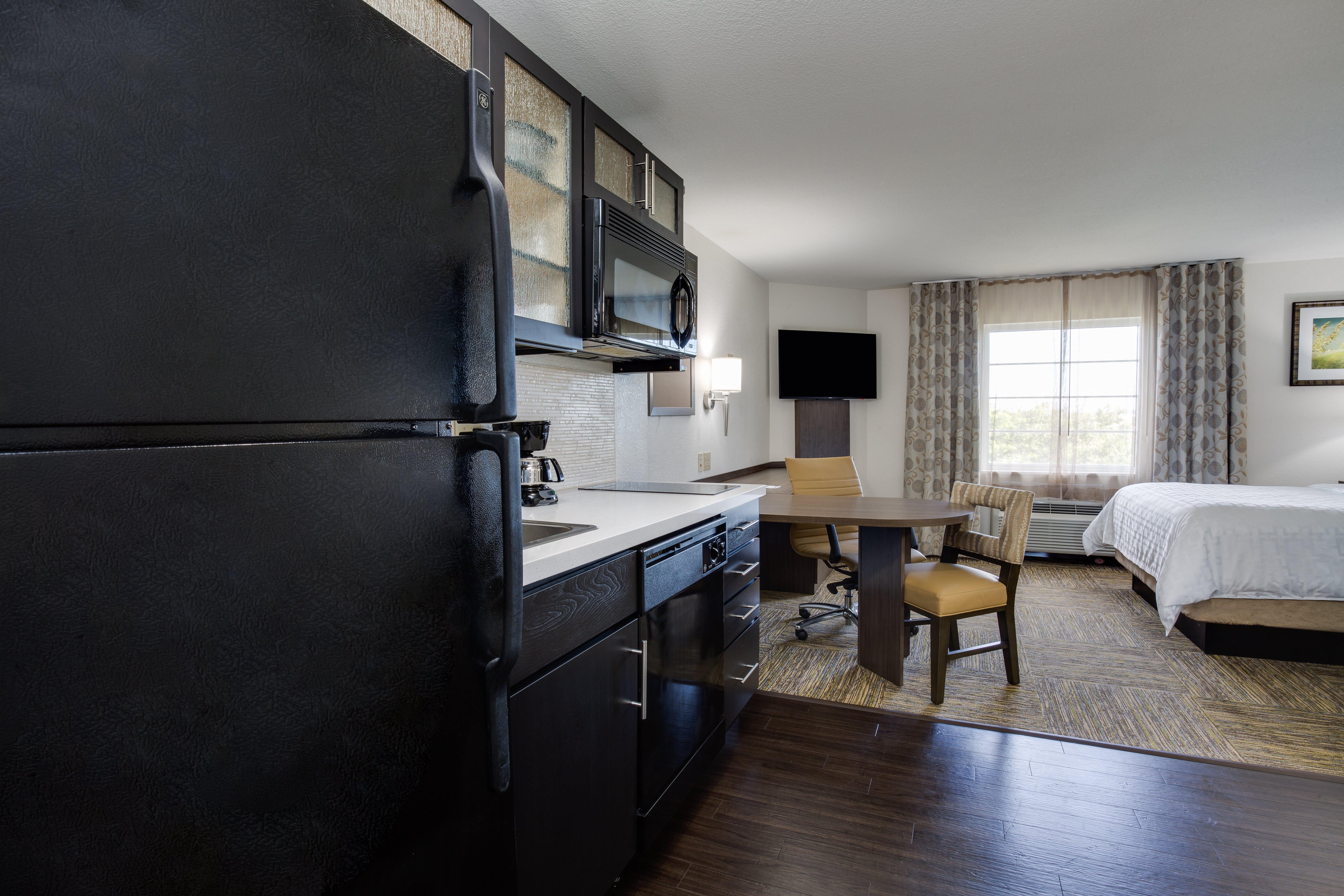 Candlewood Lauderdale Airport-cruise By Ihg 3*
