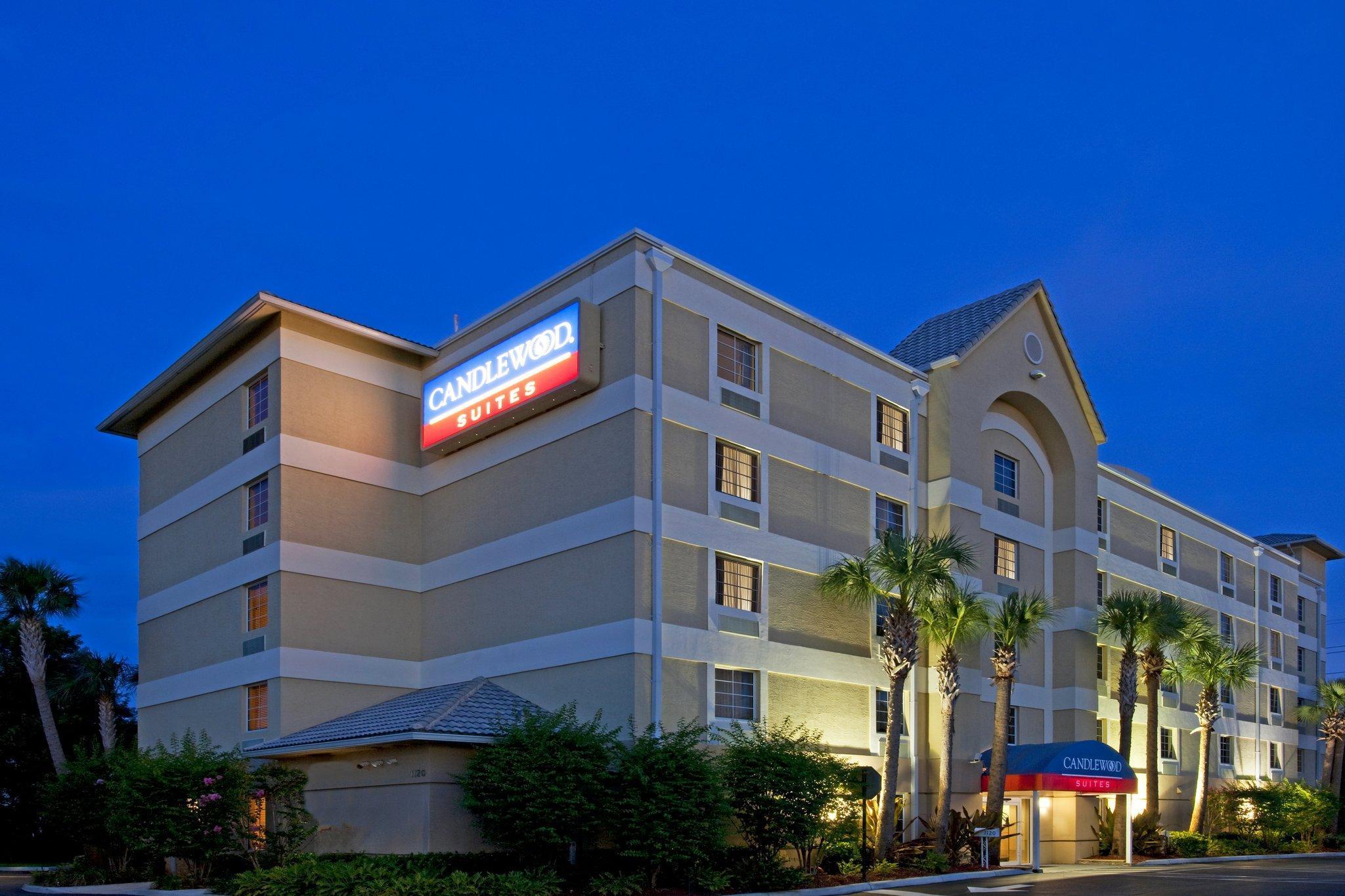 Candlewood Lauderdale Airport-cruise By Ihg 3*