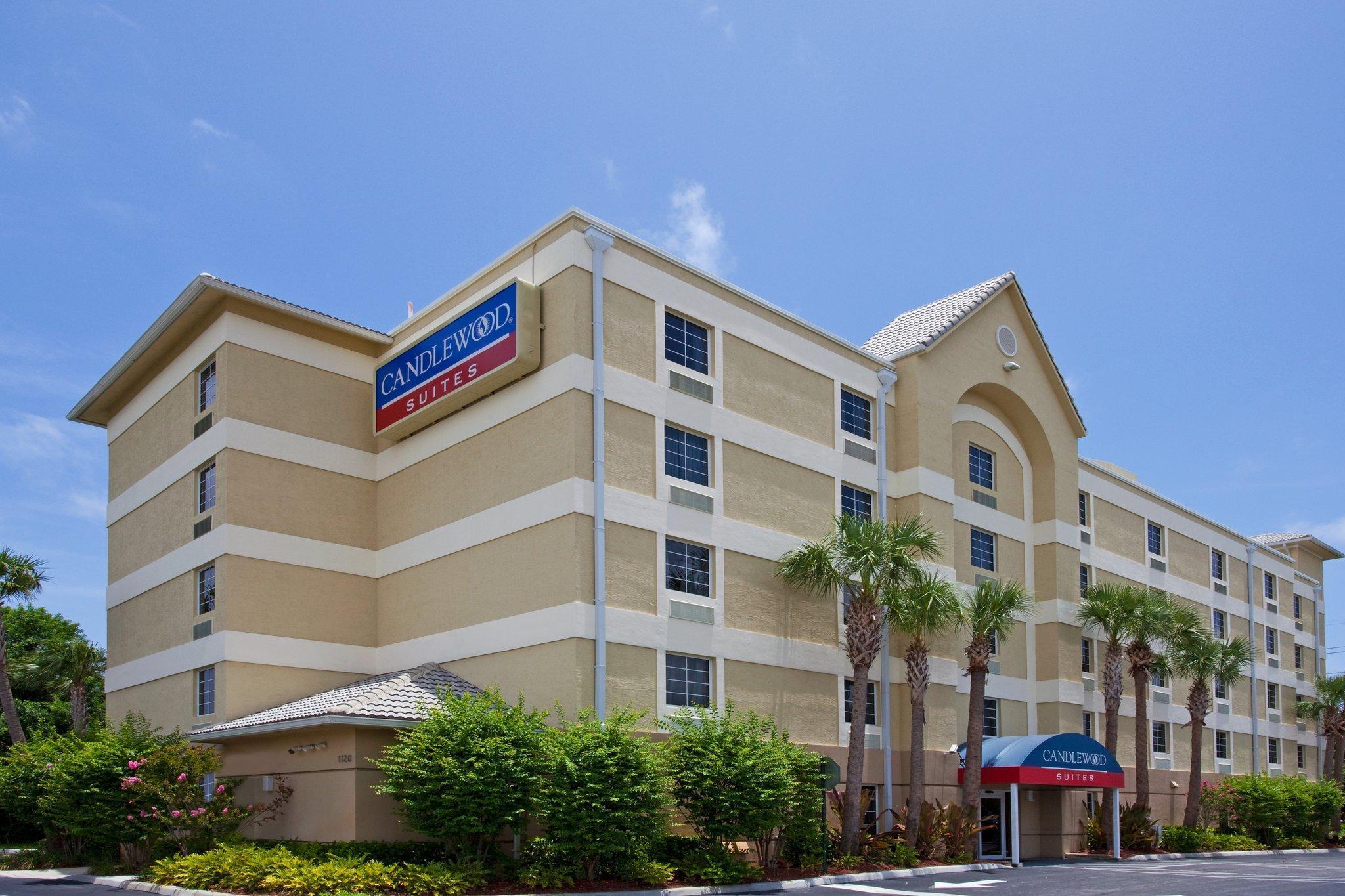 Candlewood Lauderdale Airport-cruise By Ihg Hotel