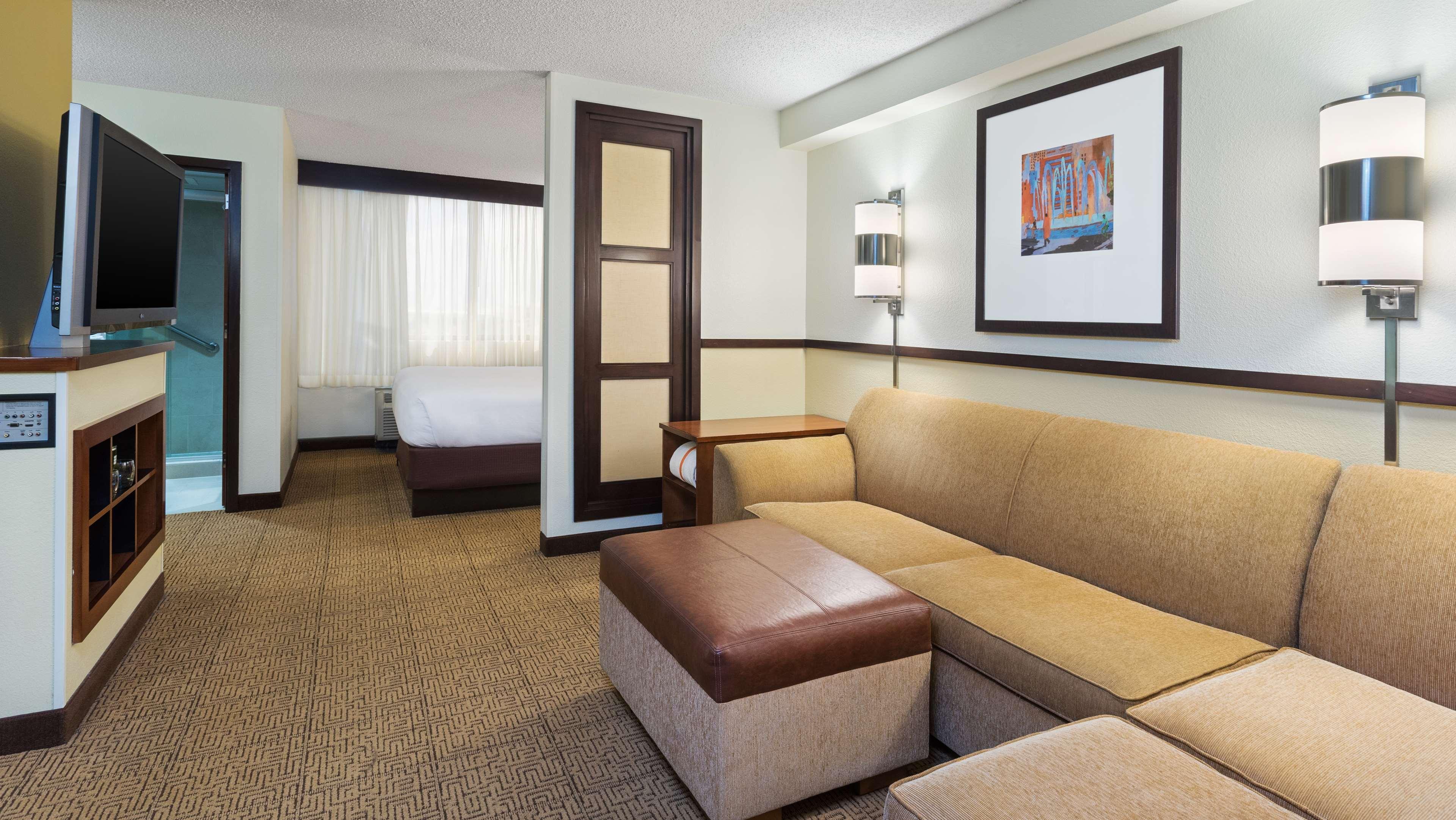 Hyatt Place Lauderdale Cruise Port & Convention Center 3* Fort Lauderdale