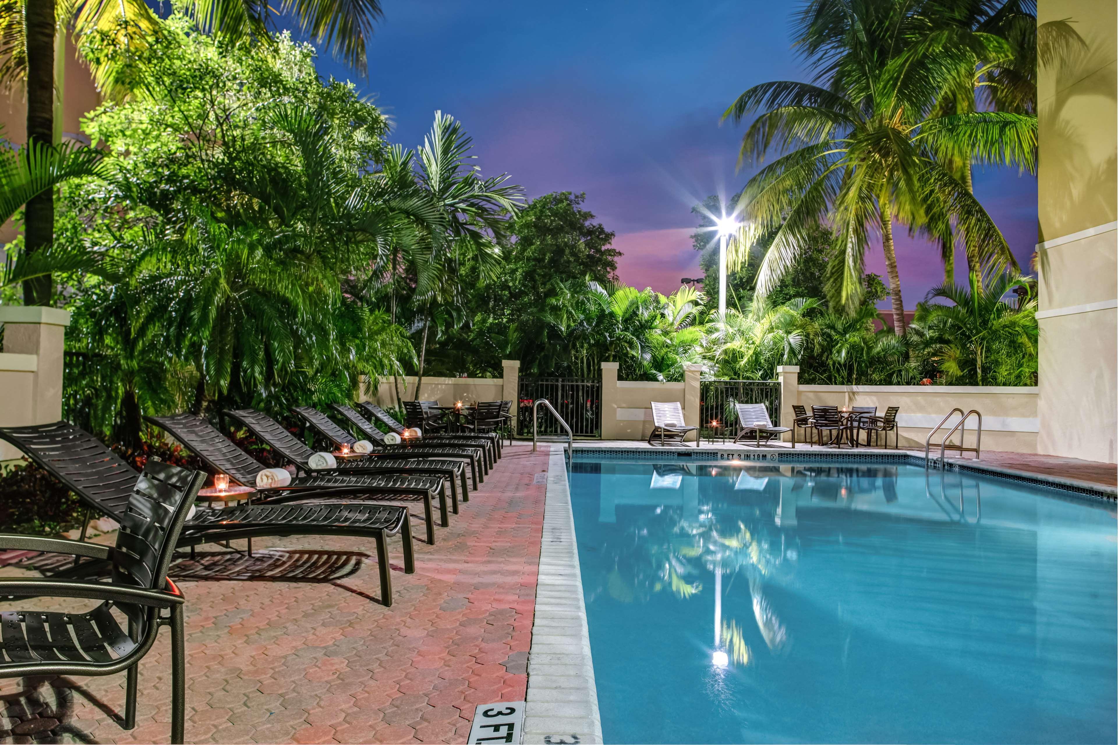 Hotel Hyatt Place Lauderdale Cruise Port & Convention Center 3*