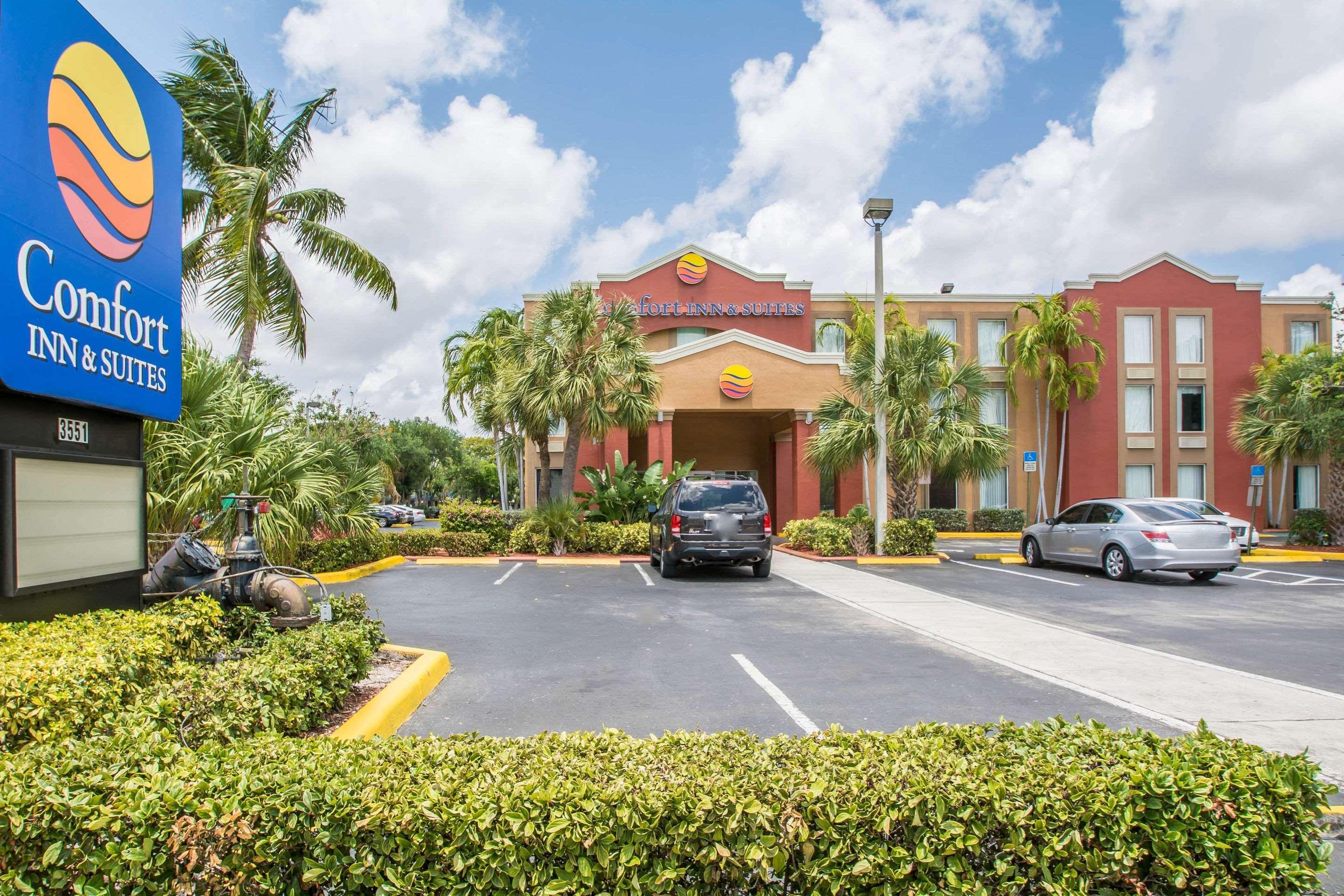 Comfort & Lauderdale West Turnpike Hotel Fort Lauderdale