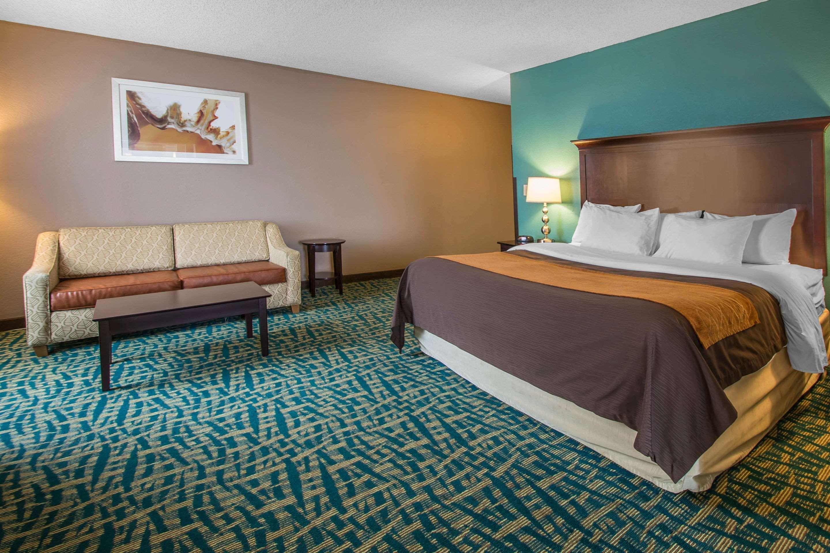 Hotel Comfort & Lauderdale West Turnpike 2*