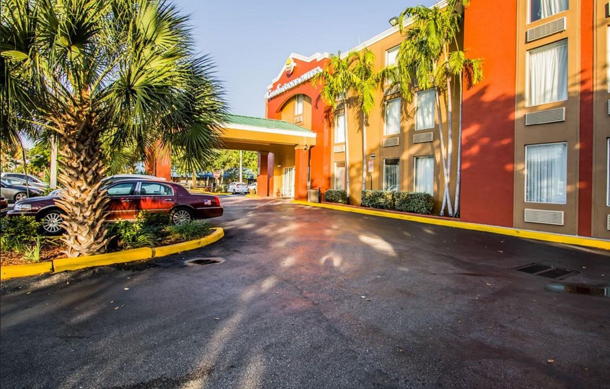 Comfort & Lauderdale West Turnpike Hotel Fort Lauderdale