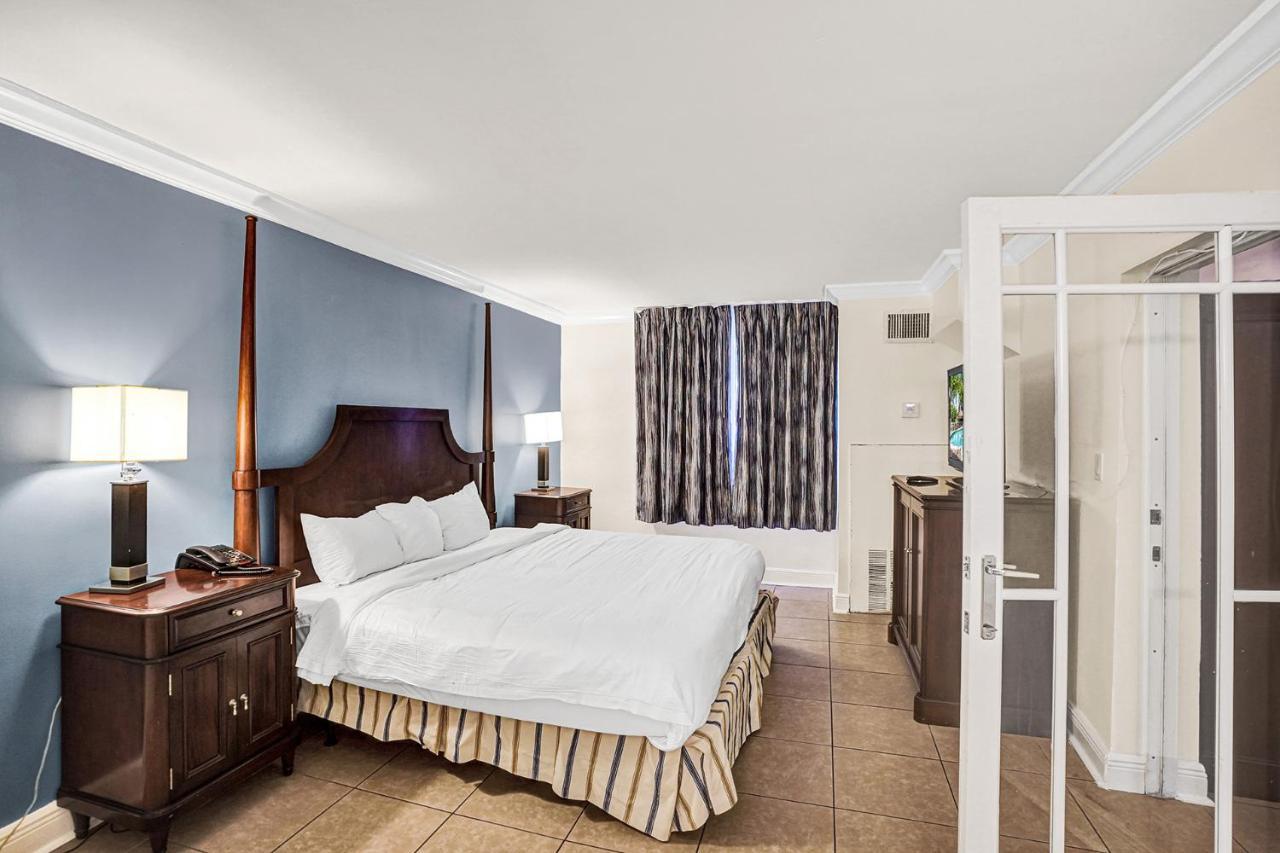Lauderdale Grand 3*