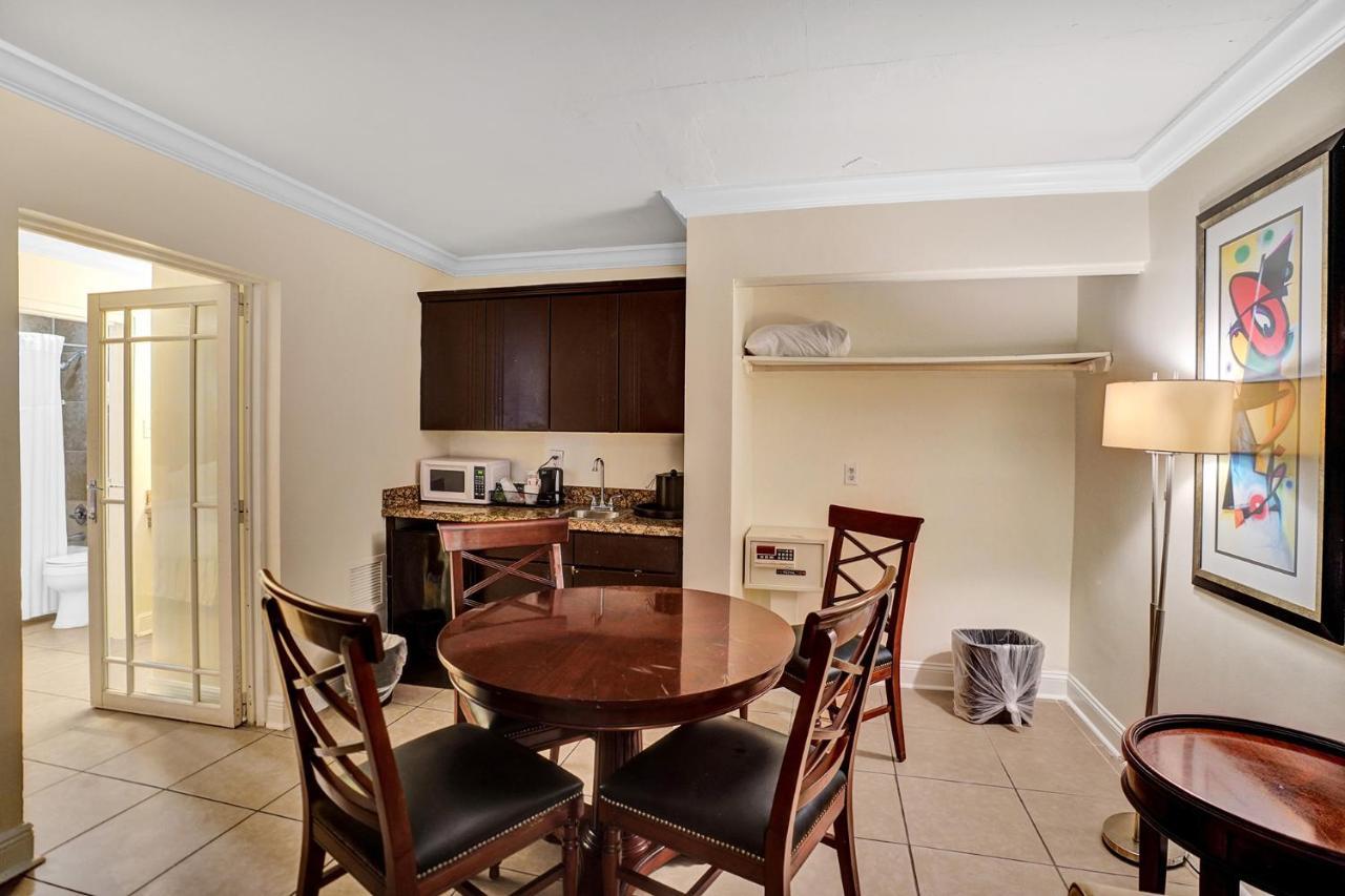 Lauderdale Grand Hotel Fort Lauderdale