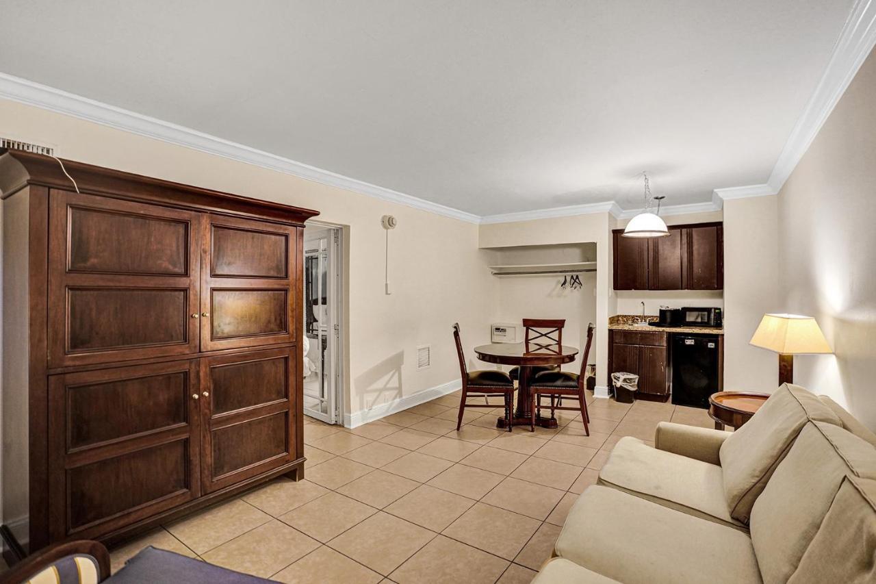 Lauderdale Grand Hotel Fort Lauderdale