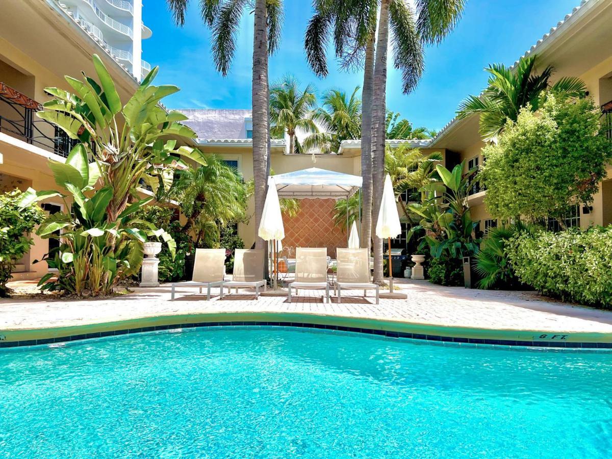 La Casa Hotel
