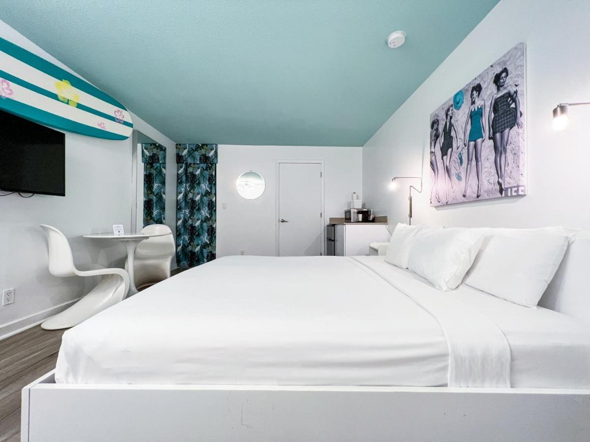 Aqua Hotel