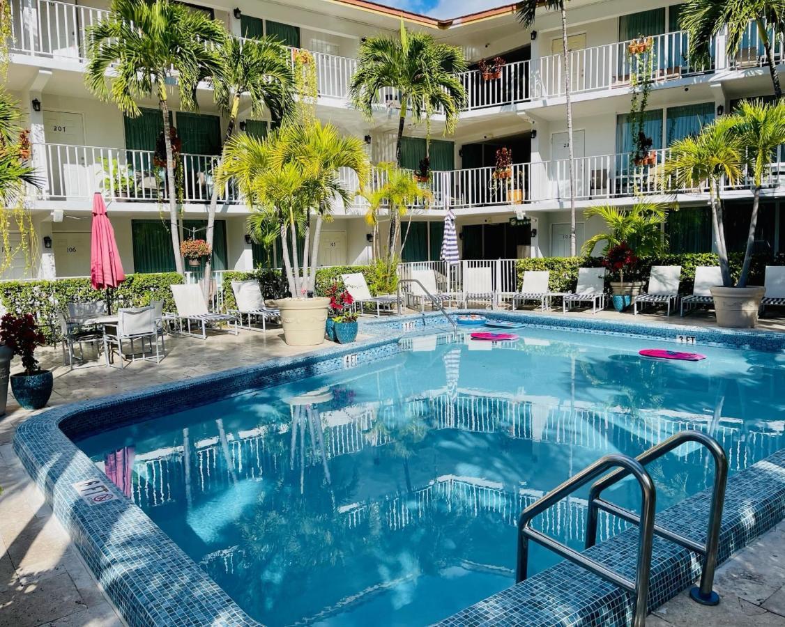 Ocean Mile Motel 2*