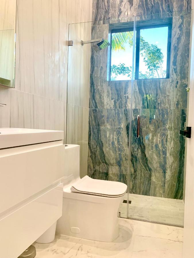 Guest house Men Only Clothing Option Near Wilton Manors *