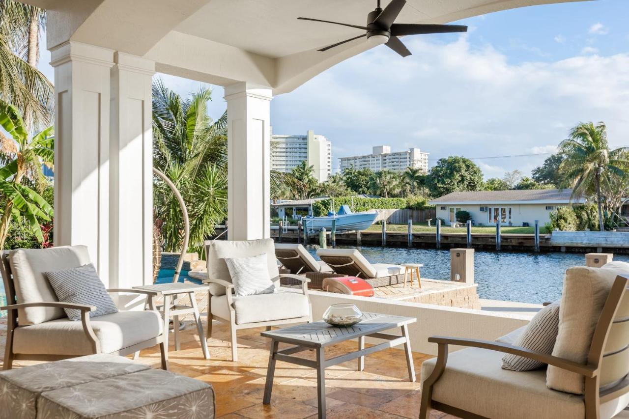 Waterfront With Dock, Grace Harbor By Rovetravel Holiday home