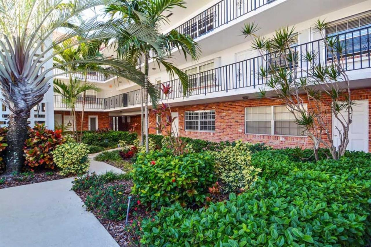 Large Lush Oasis Paradise By Fll And Galleria - 2bd 2ba *