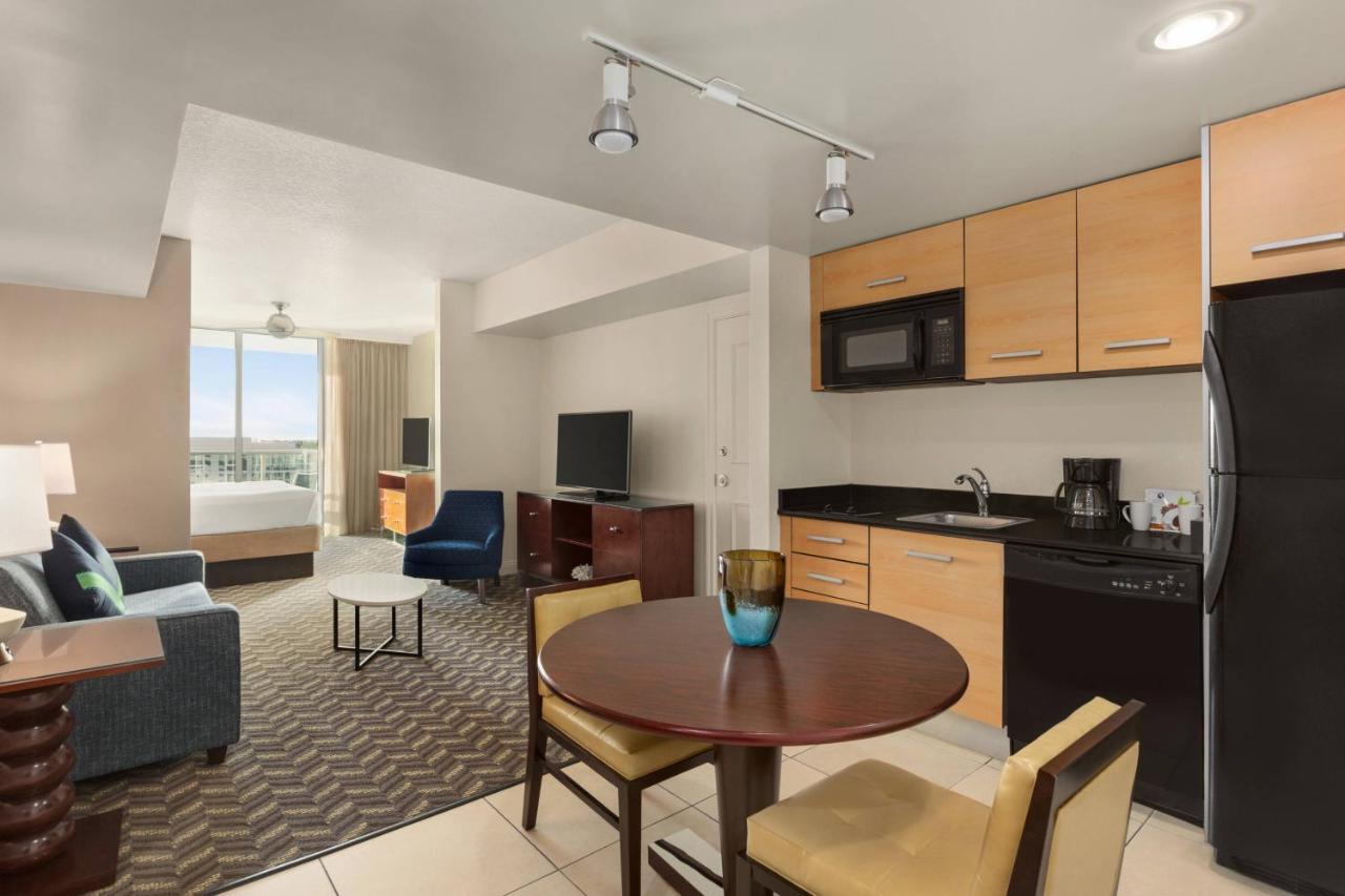 By Marriott Lauderdale Intracoastal Hotel Fort Lauderdale