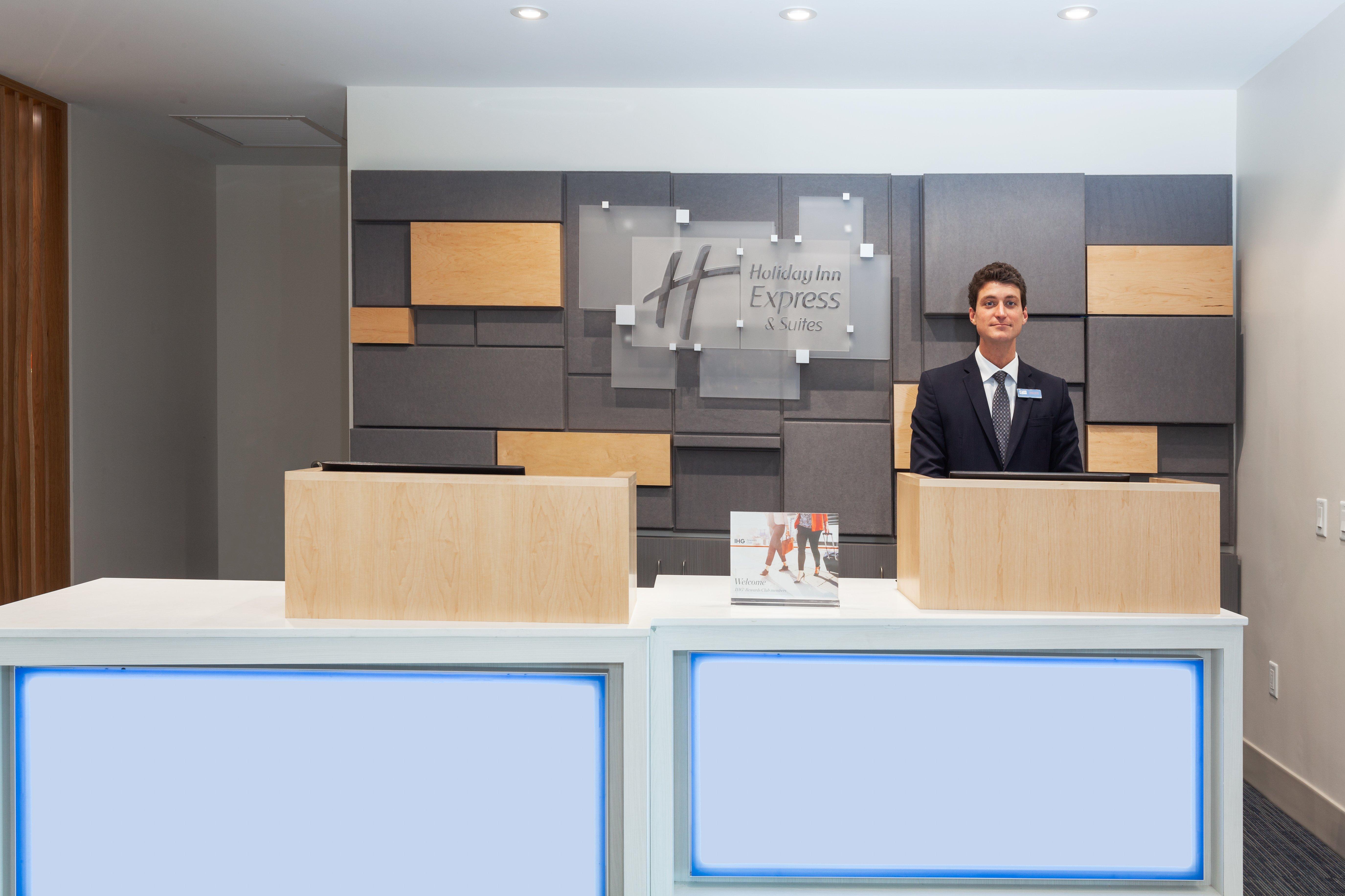 Express & Lauderdale Airport/cruise Port By Ihg Fort Lauderdale