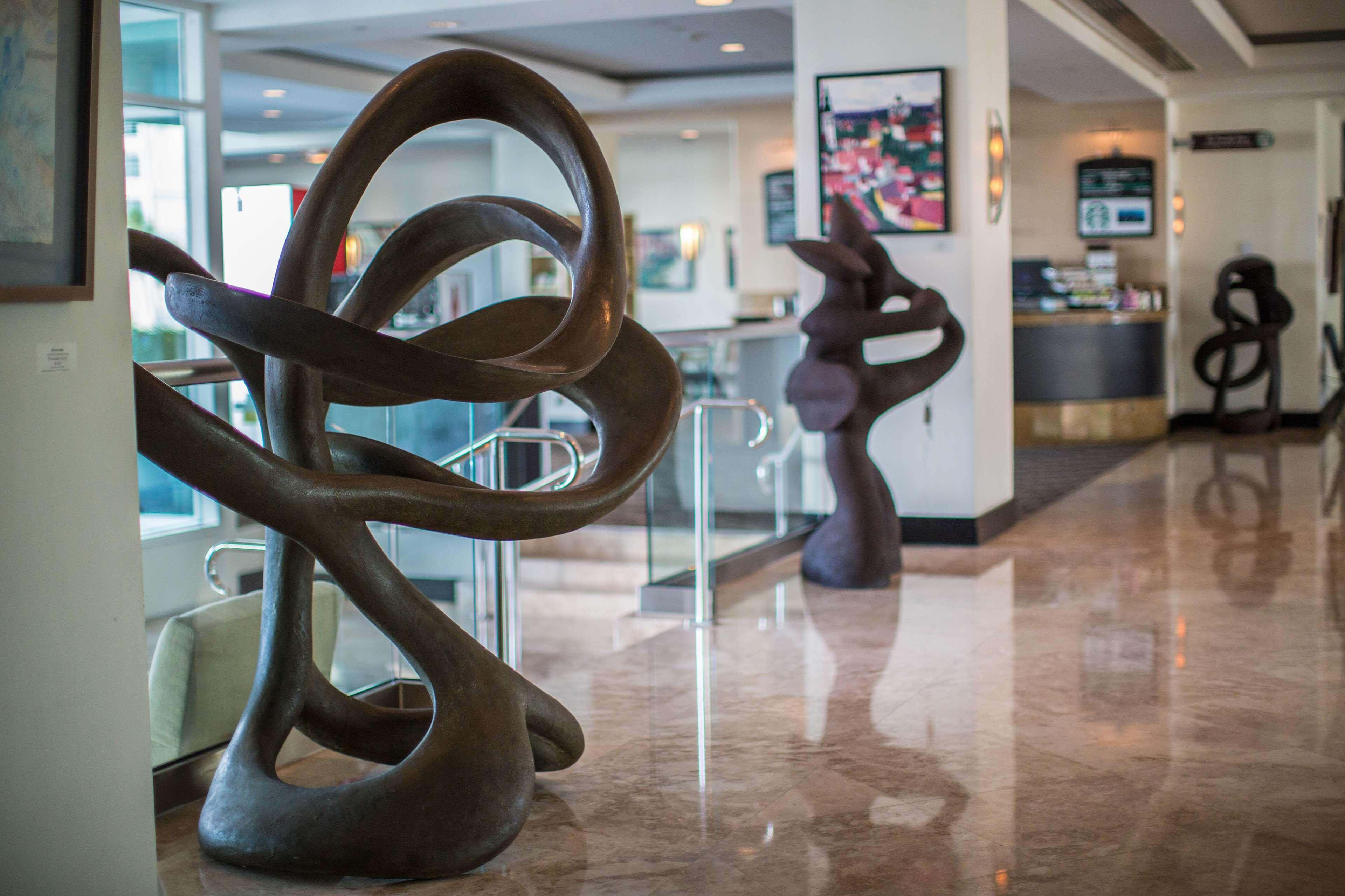 Gallery One - A Doubletree By Hilton