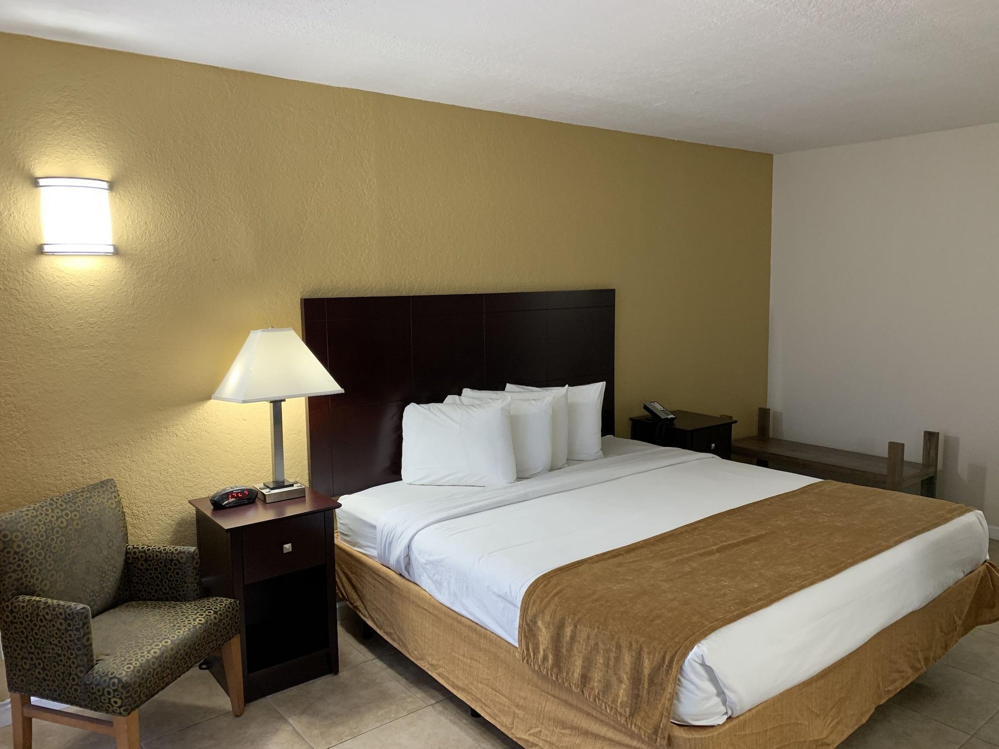 Hotel Rodeway & Lauderdale Airport & Cruise Port