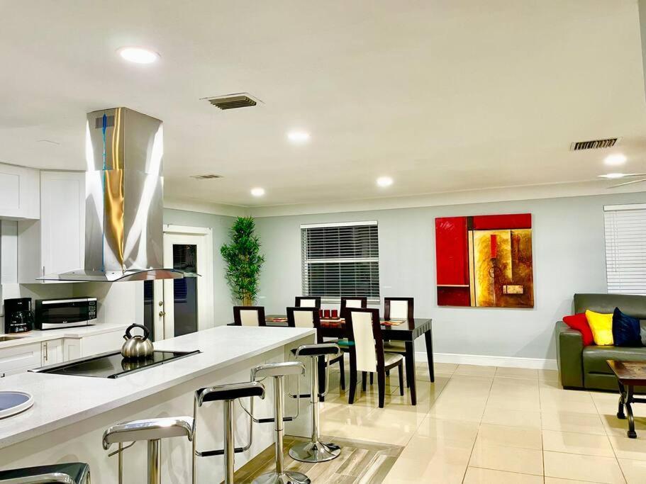 Holiday home The Point, Near Airport, Beach, Hard Rock