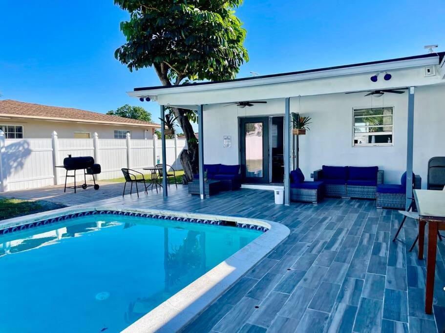 Holiday home The Point, Near Airport, Beach, Hard Rock *