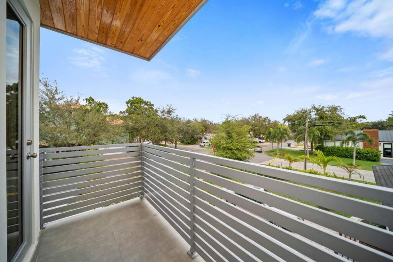 Luxury W 2 Pools Near