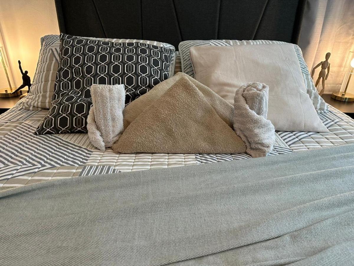 Cozy & Confy Apt W/full Kitchen For 4ppl