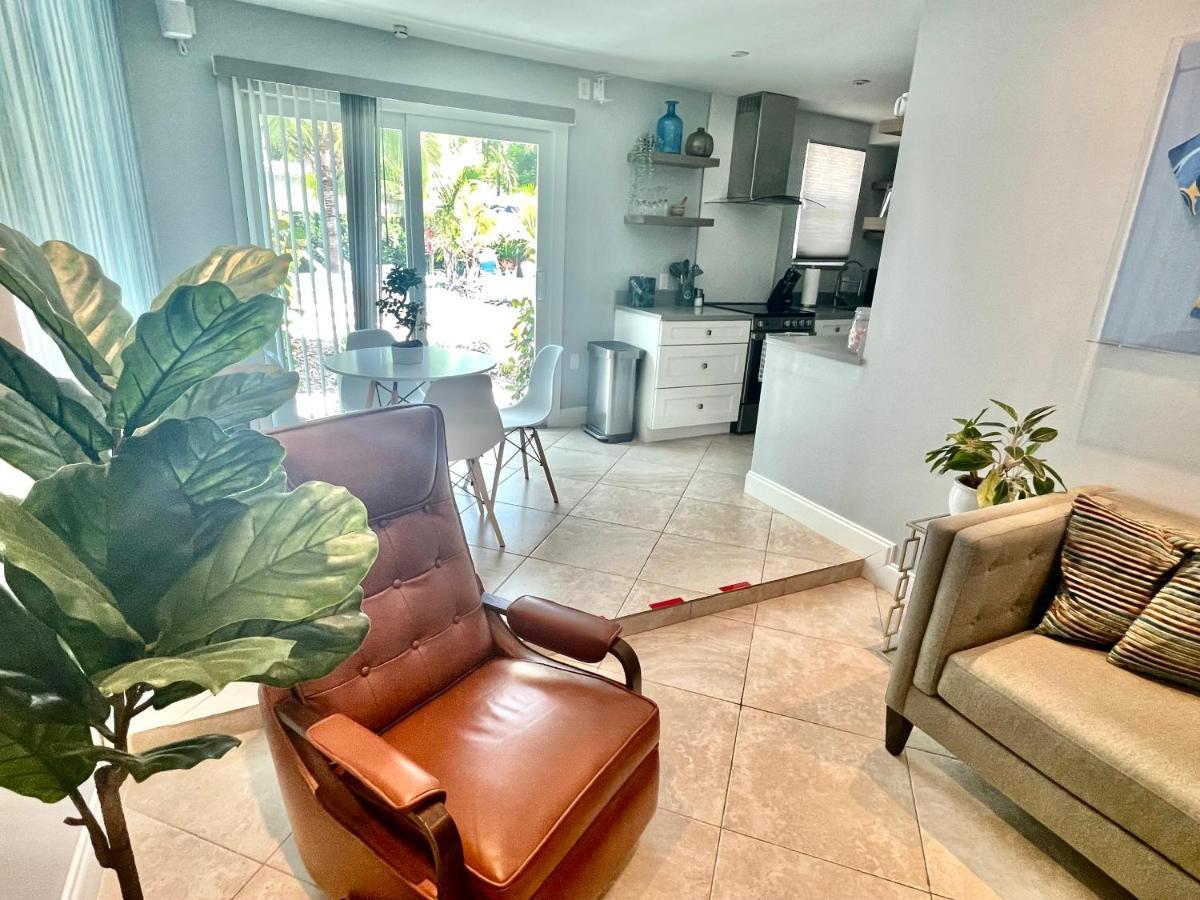The Agustin - Men Only Clothing Optional Guest house Fort Lauderdale
