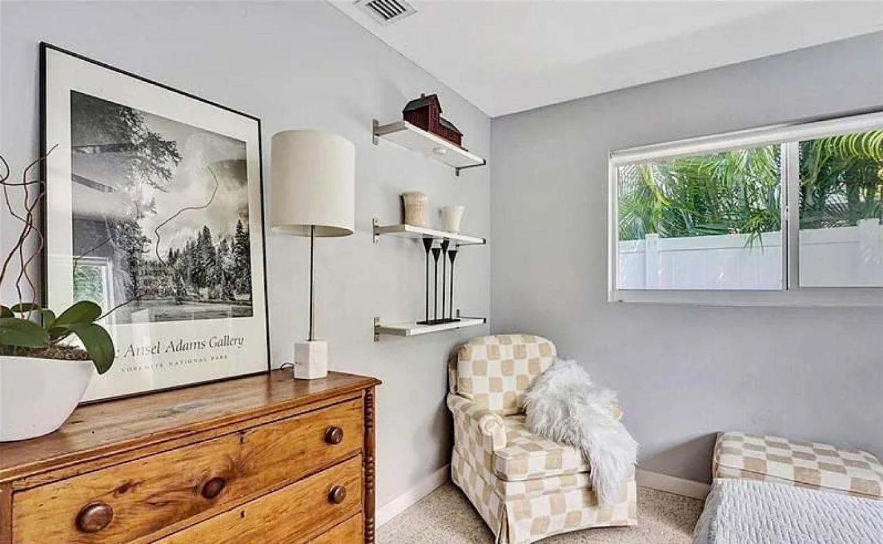 Bliss 10 Mins To Waves, 3br Oasis With Pool Holiday home *