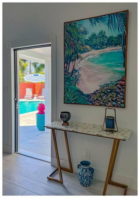 Pearl-by-the-sea; Private Pool; Walk To The Holiday home Fort Lauderdale