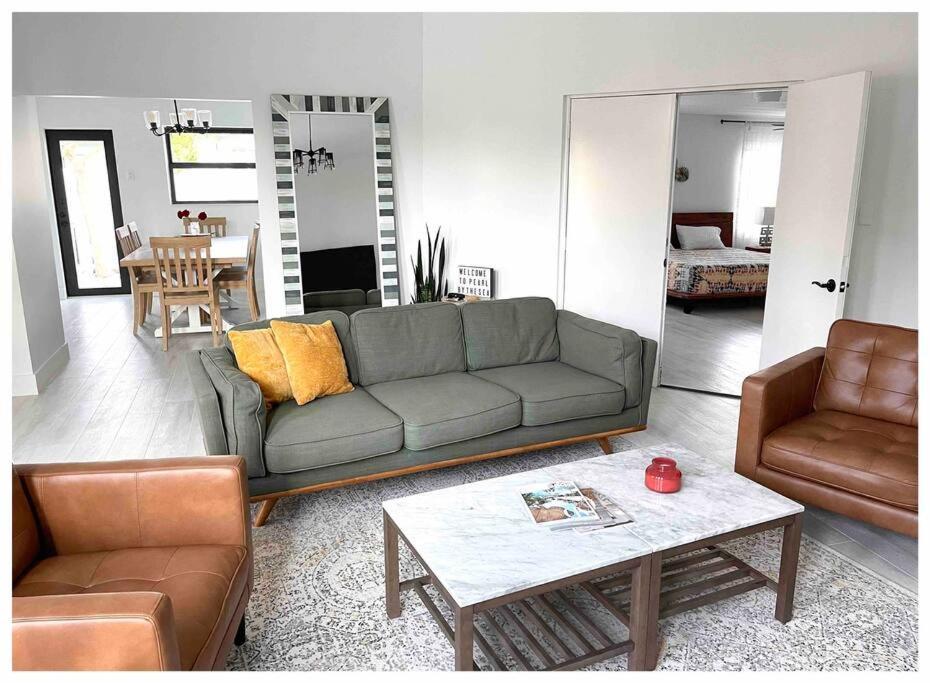 Pearl-by-the-sea; Private Pool; Walk To The Fort Lauderdale