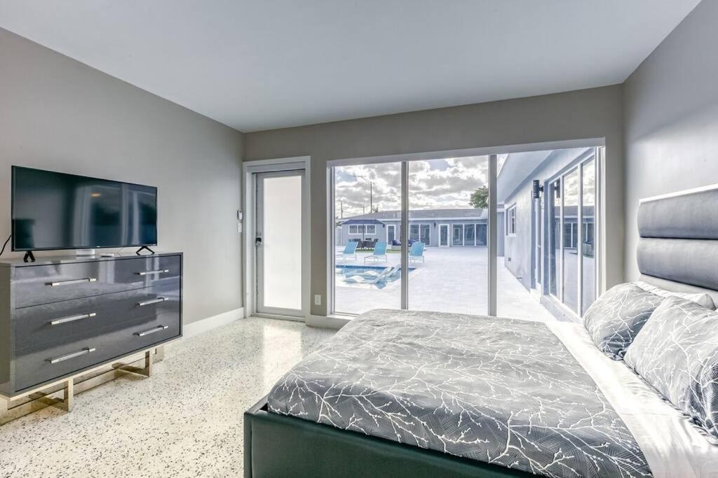 Apartment Sunshine Manors 2025-b *
