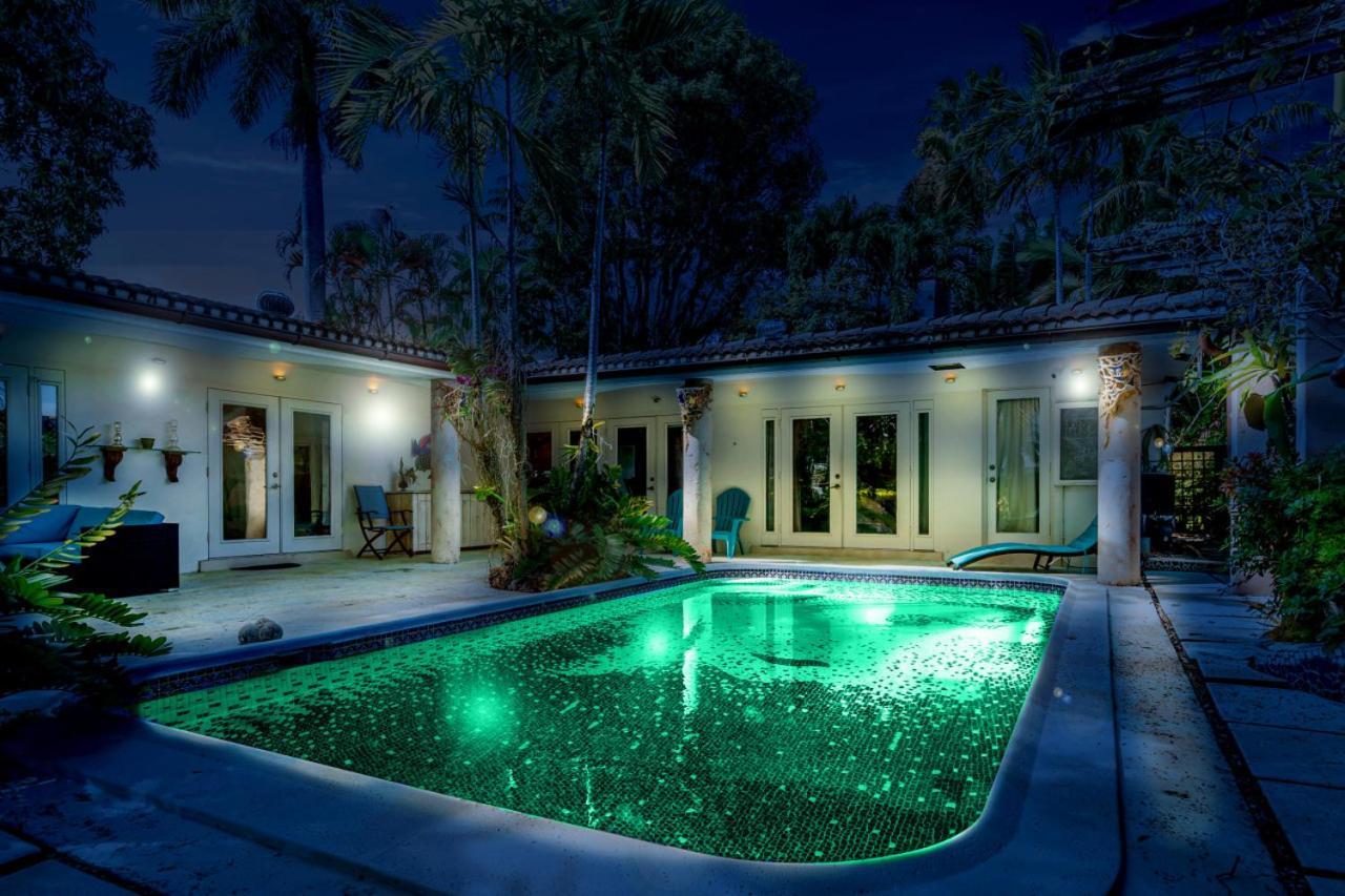 Charming Waterfront Pool