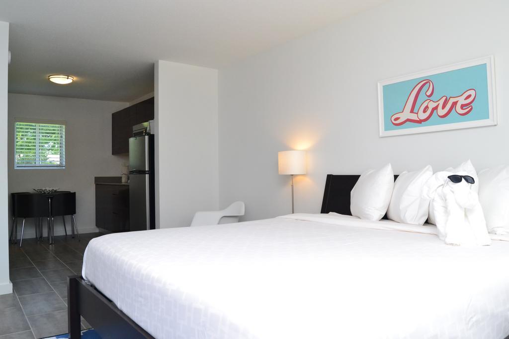 Hotel The Reef A North Village Fort Lauderdale
