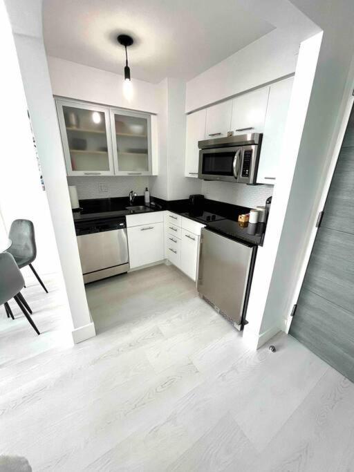New Luxury Water Front Apartment Fort Lauderdale