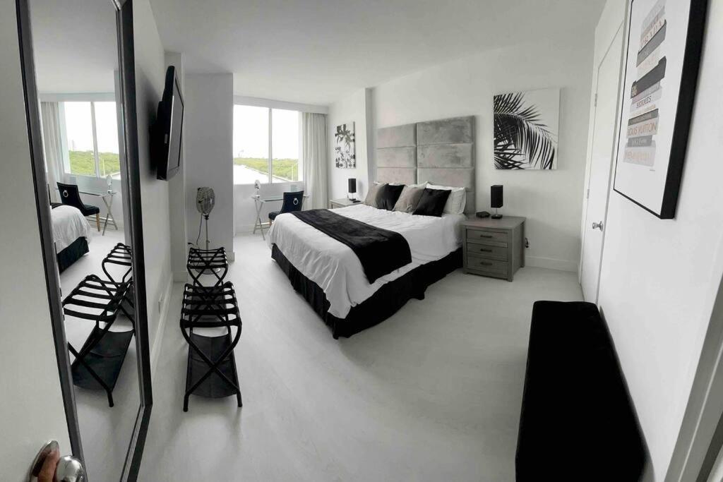 New Luxury Water Front *