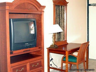 Cambria Lauderdale Hotel 3*