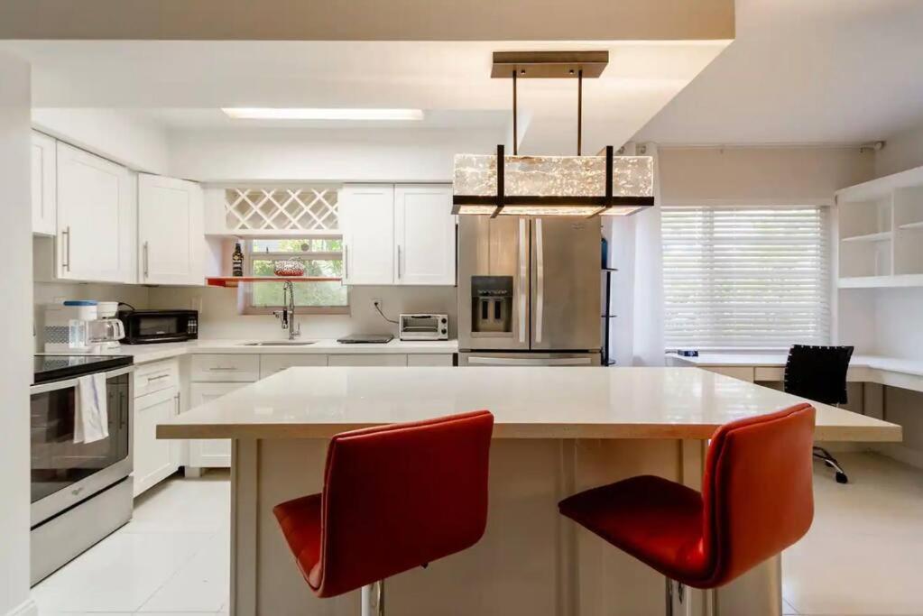 Perfect Escape 1bd/1bath Close To Everything Apartment Fort Lauderdale
