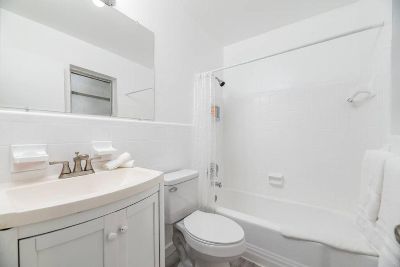 Apartment Just Off Wilton Drive 5