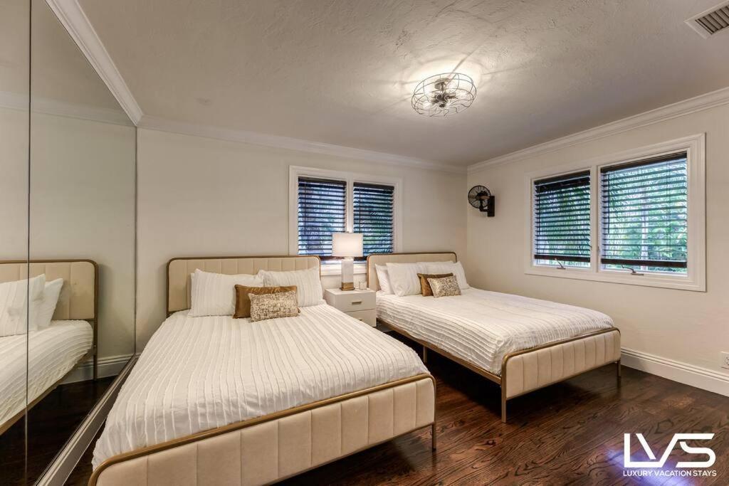 Holiday home Poinciana-luxehome Wlk2beach Heatedpool Hottub *