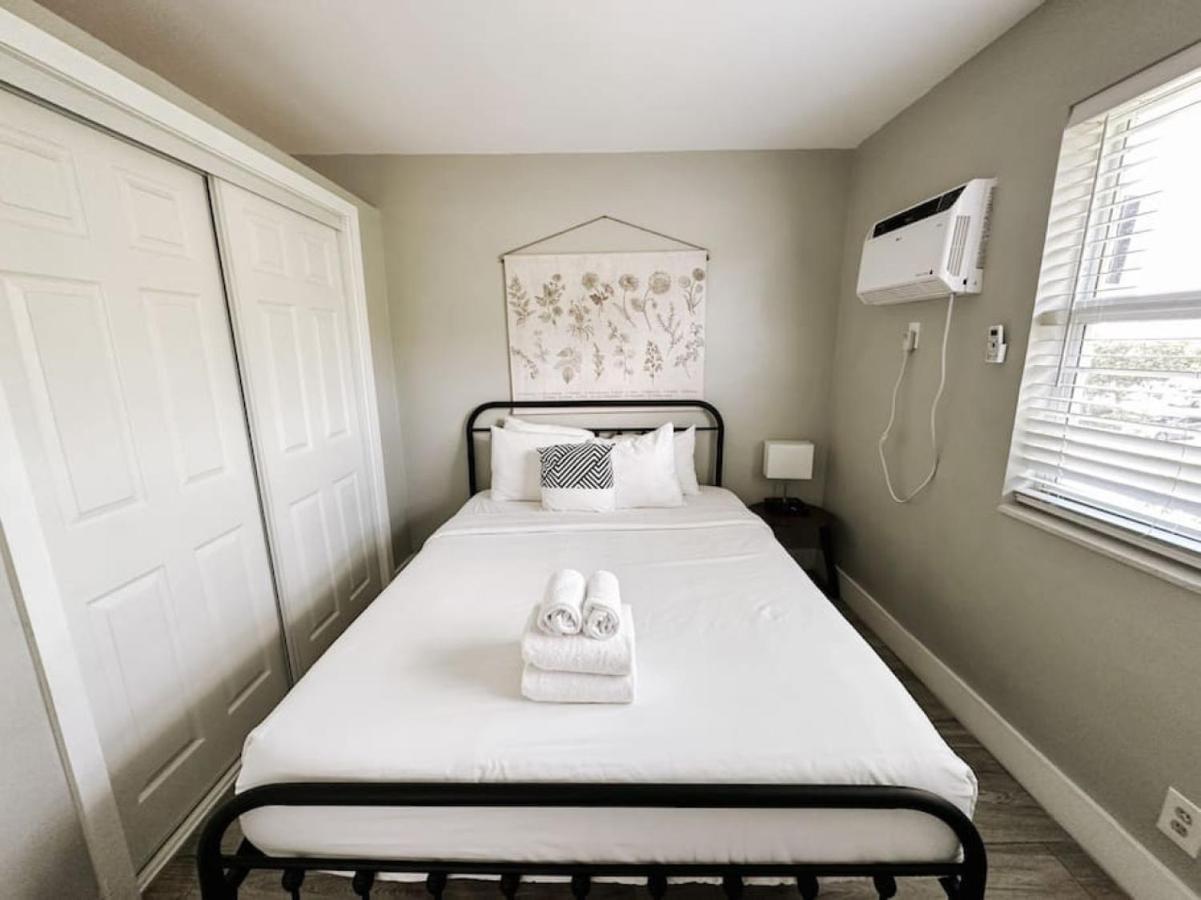 Rustic Retreats Cozy 1br For 4 Guests Minutes From Olas Fort Lauderdale